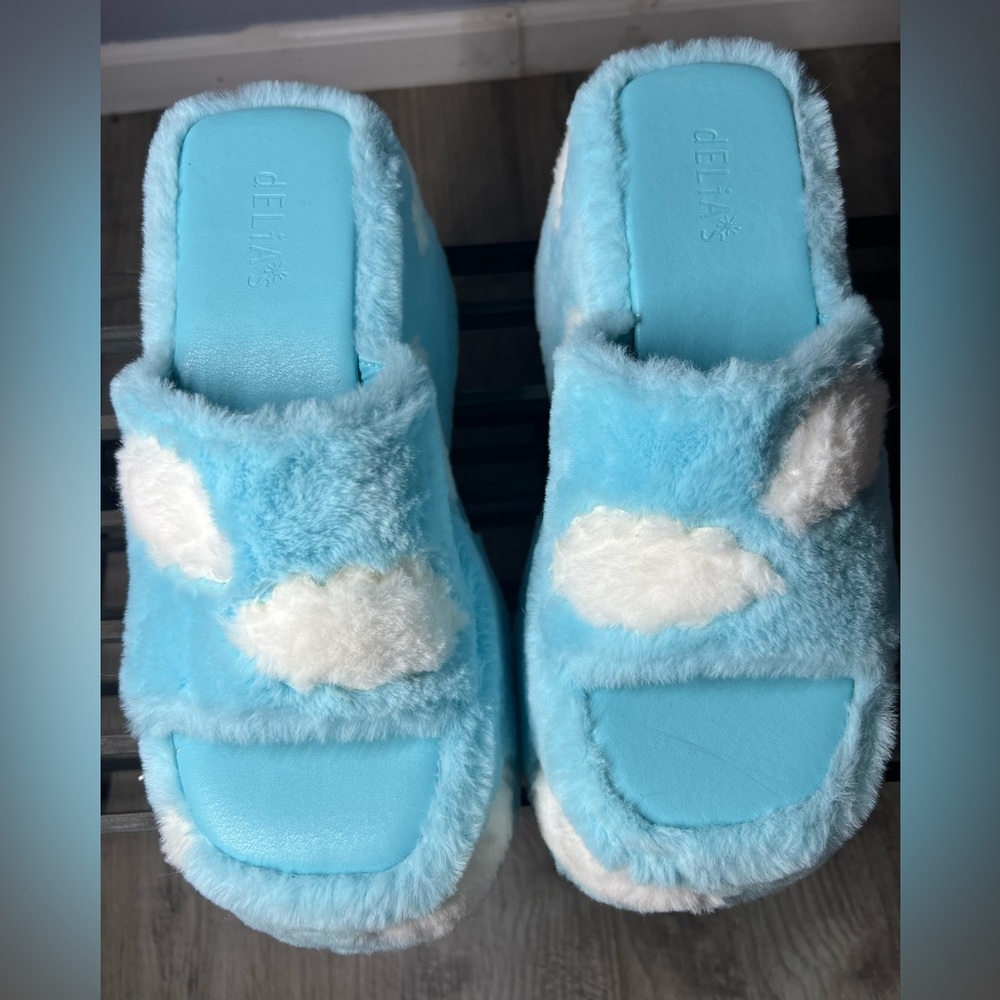 DELIA*s Wish You Were Here Platform Fluffy Blue and White Sandals - Picture 3 of 5